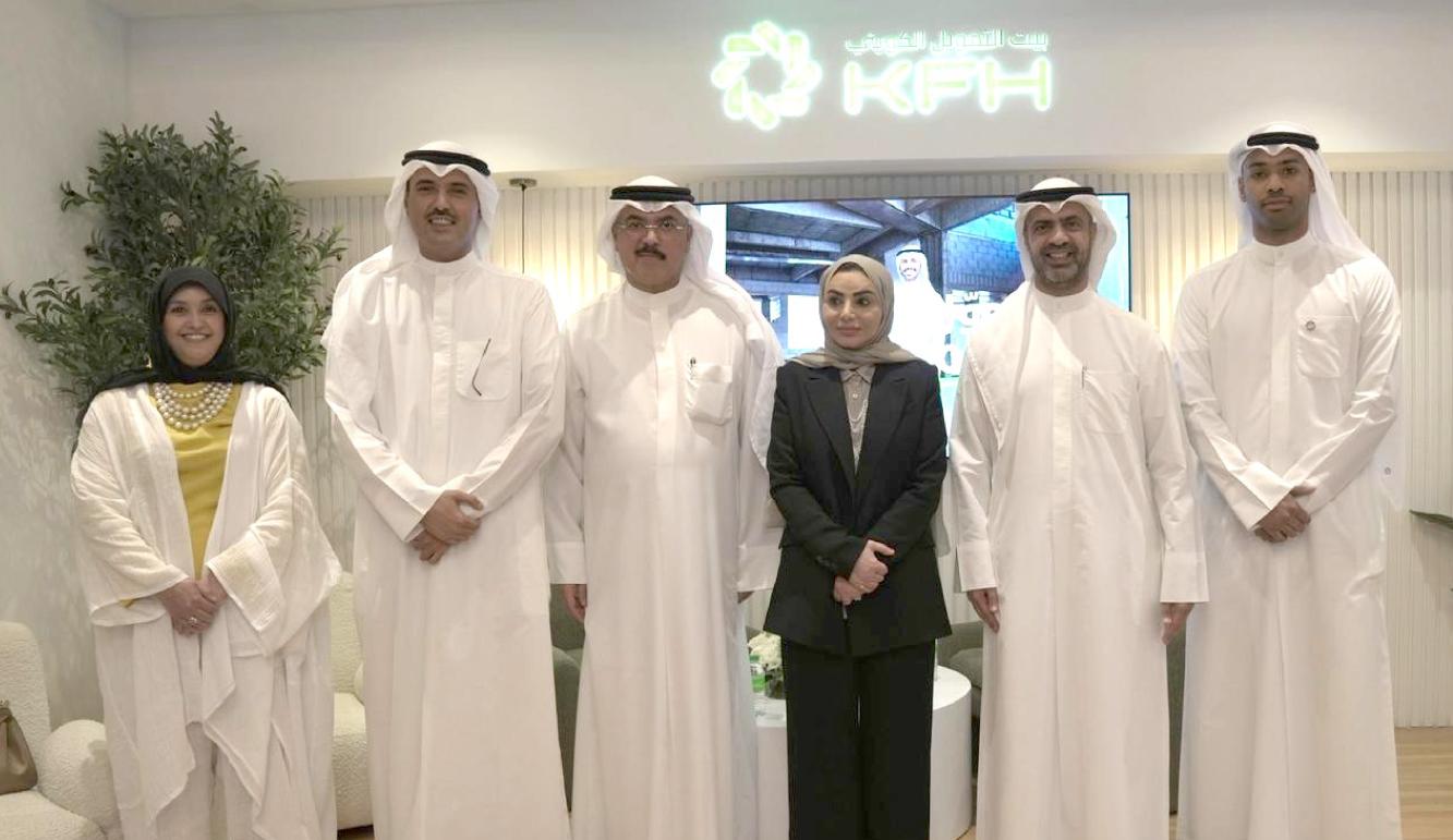 تكريم بيت التمويل الكويتي لريادته المجتمعية ودوره البارز في حماية البيئة 